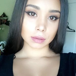 Meet your Posher, Jocelyn